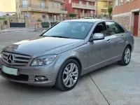 Usado Mercedes C320 Elegance 224 CV (164 kW) 2009 Beige Familiar