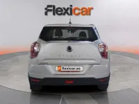 Usado SsangYong Tivoli 128 CV (94 kW) 2021 Gris SUV