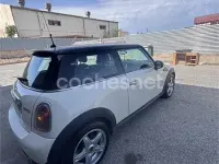 Usado Mini Cooper D 111 CV (81 kW) 2010 Beige Utilitario