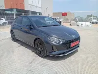 Nuevo Hyundai i20 Blackline 90 CV (66 kW) 2026 Negro Utilitario