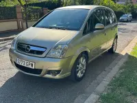 Usado Opel Meriva Cosmo 100 CV (73 kW) 2010 Beige Monovolumen