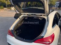 Usado Mercedes CLA220 Shooting Brake AMG line 177 CV (130 kW) 2016 Blanco Familiar