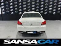 Usado Peugeot 508 Allure 165 CV (121 kW) 2015 Blanco Berlina