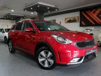 Usado Kia Niro 141 CV (103 kW) 2017 Granate SUV