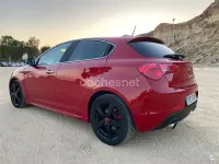 Usado Alfa Romeo Giulietta Quadrifoglio Verde 235 CV (172 kW) 2012 Rojo Utilitario