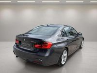 Usado BMW 318 Comfort Edition 143 CV (105 kW) 2015 Gris Berlina