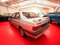 Occasion Peugeot 405 109 ch (80 kW) 1989 Gris Berline