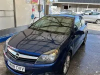 Usado Opel Astra GTC Enjoy 105 CV (77 kW) 2006 Azul Berlina