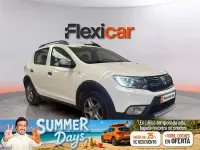 Usado Dacia Sandero Comfort 90 CV (66 kW) 2018 Blanco Berlina