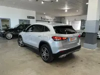 Usado Mercedes GLA250 Business 218 CV (160 kW) 2020 Gris / plata SUV