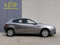 Usado Alfa Romeo Giulietta 120 CV (88 kW) 2021 Gris Utilitario