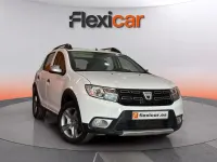 Usado Dacia Sandero Stepway 90 CV (66 kW) 2017 Blanco Berlina