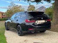 Usado BMW 318 M Sport 150 CV (110 kW) 2023 Negro Familiar