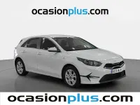 Usado Kia Ceed 136 CV (100 kW) 2023 Blanco Utilitario
