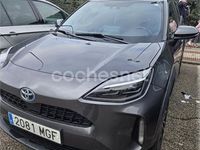 Usado Toyota Yaris Cross Active 116 CV (85 kW) 2023 Gris / plata SUV