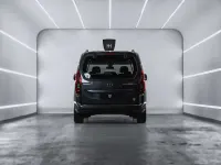 Usado Toyota Proace Verso Active 110 CV (80 kW) 2023 Gris Familiar