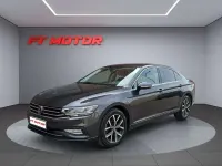 Usado VW Passat Executive 150 CV (110 kW) 2022 Gris Berlina