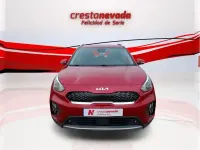 Käytetty Kia Niro 140 HP (102 kW) 2022 Punainen Katumaasturi