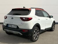 Usado Kia Stonic 120 CV (88 kW) 2019 Blanco SUV