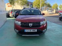Usado Dacia Sandero Stepway 90 CV (66 kW) 2014 Granate Berlina