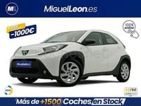 Usado Toyota Aygo X Play 72 CV (52 kW) 2022 Gris / plata SUV