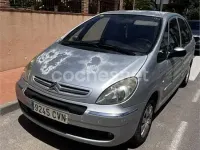 Usado Citroën Xsara Picasso Exclusive 90 CV (66 kW) 2004 Gris / plata Monovolumen