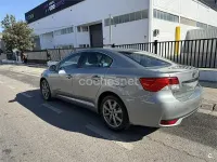 Usado Toyota Avensis Advance 124 CV (91 kW) 2013 Gris / plata Berlina