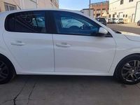 Usado Peugeot 208 Active 102 CV (75 kW) 2021 Blanco Utilitario