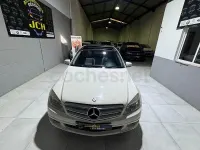 Usado Mercedes C220 Avantgarde 170 CV (125 kW) 2010 Blanco Berlina
