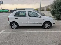 Usado Skoda Fabia Comfort 100 CV (73 kW) 2000 Blanco Berlina