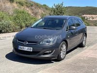 Usado Opel Astra Excellence 136 CV (100 kW) 2016 Gris / plata Familiar
