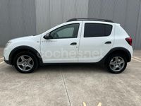 Usado Dacia Sandero Stepway 90 CV (66 kW) 2017 Blanco Utilitario
