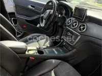 Usado Mercedes CLA220 170 CV (125 kW) 2013 Gris / plata Berlina