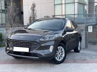 Usado Ford Kuga Titanium 225 CV (165 kW) 2021 Gris / plata SUV