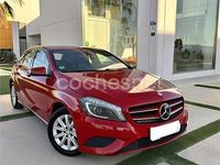 Usado Mercedes A180 Urban 122 CV (89 kW) 2014 Rojo Berlina
