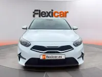 Usado Kia Ceed 136 CV (100 kW) 2023 Blanco Utilitario