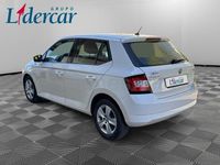 Usado Skoda Fabia 75 CV (55 kW) 2016 Blanco Berlina