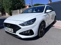 Usado Hyundai i30 136 CV (100 kW) 2021 Blanco Familiar