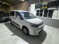 Usado Citroën Berlingo Business Class 102 CV (75 kW) 2022 Blanco Monovolumen