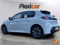 Usado Peugeot 208 Active 100 CV (73 kW) 2024 Blanco Utilitario