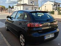 Usado Seat Ibiza 100 CV (73 kW) 2004 Negro Berlina