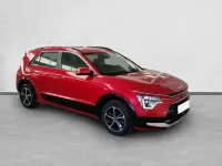 Usado Kia Niro 141 CV (103 kW) 2024 Rojo SUV