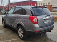 Usado Chevrolet Captiva LT 184 CV (135 kW) 2011 Gris / plata SUV