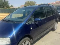 Usado Seat Alhambra Reference 140 CV (102 kW) 2006 Azul Monovolumen