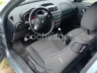 Usado Alfa Romeo 147 Progression 105 CV (77 kW) 2002 Gris / plata Utilitario