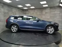Usado Volvo V60 CC 197 CV (144 kW) 2021 Gris / plata Familiar