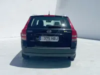 Usado Kia Ceed 115 CV (84 kW) 2011 Negro Utilitario