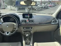 Usado Renault Mégane 110 CV (80 kW) 2011 Negro Berlina