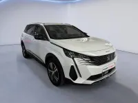 Usado Peugeot 5008 GT 130 CV (95 kW) 2023 Blanco SUV