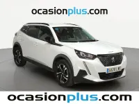 Usado Peugeot 2008 Allure 110 CV (80 kW) 2022 Blanco SUV